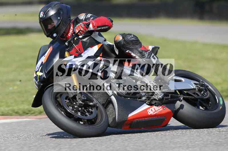 /44 09.08.2025 Plüss Moto Sport ADR/Freies Fahren/71